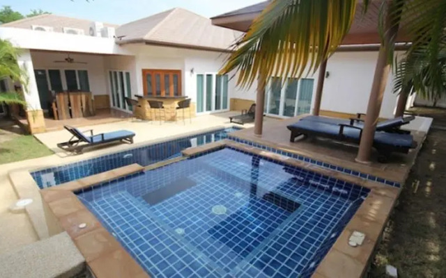 Tropical Pool Tamarind Villa V