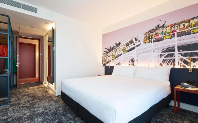 Ibis Styles Melbourne Airport – Guest Rooms – Melbourne
