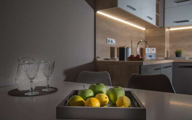 Marina Beach Apartments