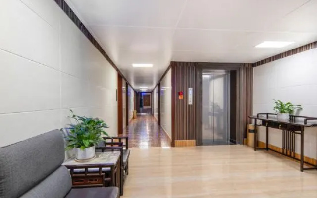 Meiyuan Hotel (Yuzhou Pang Donglai Branch)