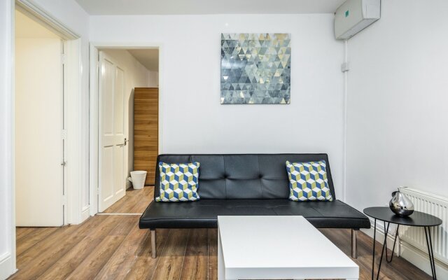 Charming 1-bed Basement Apartment in Lewisham