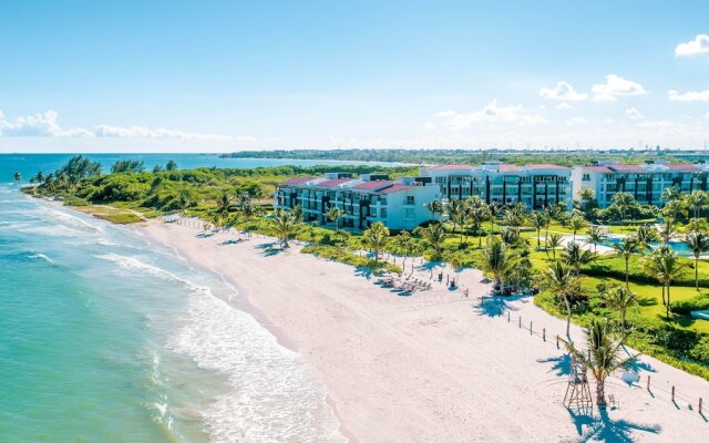 Casa Flamingo 2 Bedroom Condo by Redawning