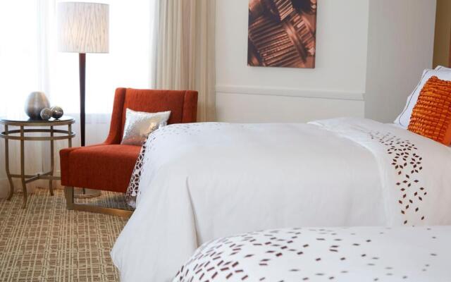 Renaissance St. Louis Airport Hotel