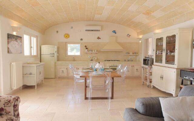 White Stone House 61