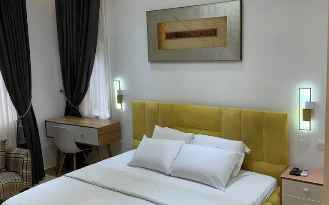 Signature apartments