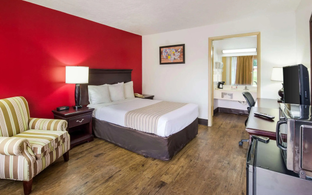 Econo Lodge Marion I-81