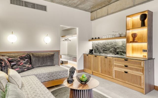 Capital Luxury Suites