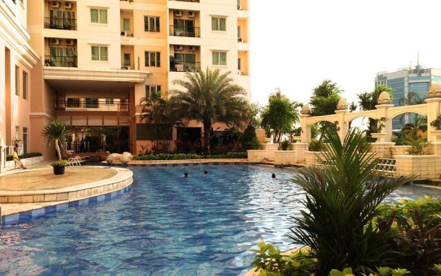 Ravarine Suite Apartment
