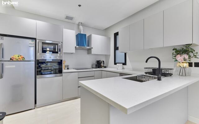 bnbmehomes - Pvt Rooftop in Al Malqa -C4