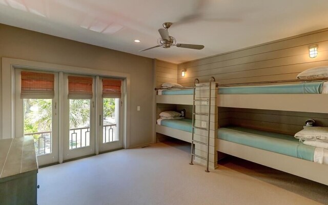 305 Carolina Boulevard