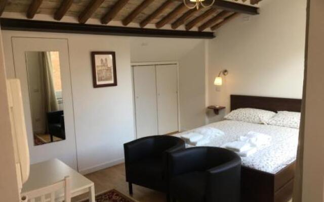Montoro 15 Attic Suite