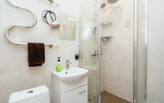 Yousinn (Юсинн) на улице Жуковского 117/1