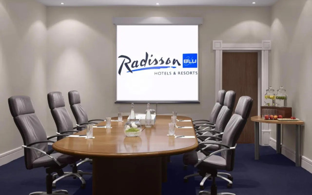 Radisson Sas Hotel And Spa