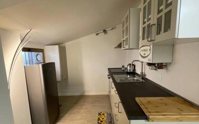 Angelina's B House - Downtown