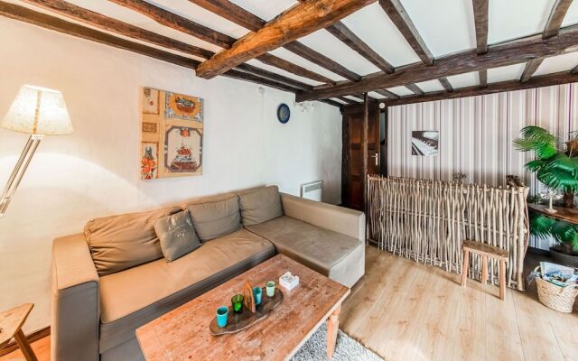 Cosy Holiday Home in Cherain near Forest