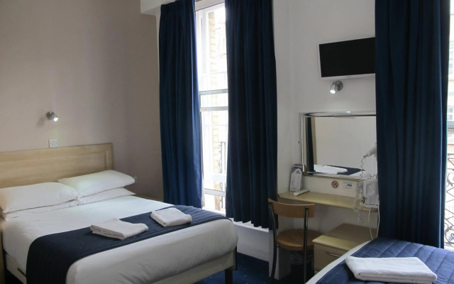 Alhambra Hotel