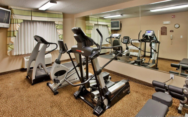 Holiday Inn Express Warrenton by IHG