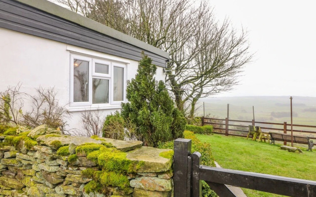 Bretton Mount Studio Flat