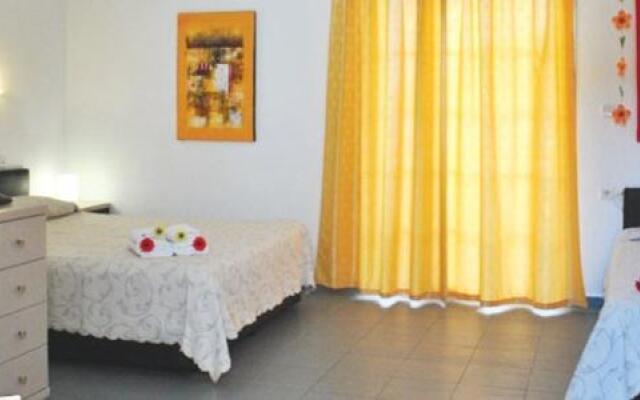 Meliton Studios & Appartements