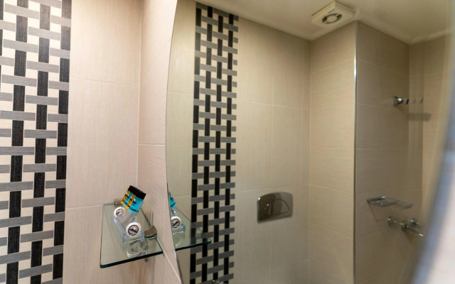 Dafni Plus Hotel