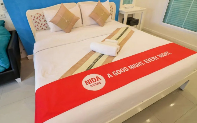 Nida Rooms Silver 648 Handicraft