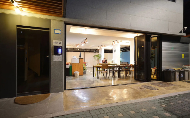 Sunny Hill Hostel Hongdae
