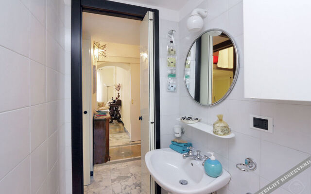 Colosseum apartments - St. John Lateran area