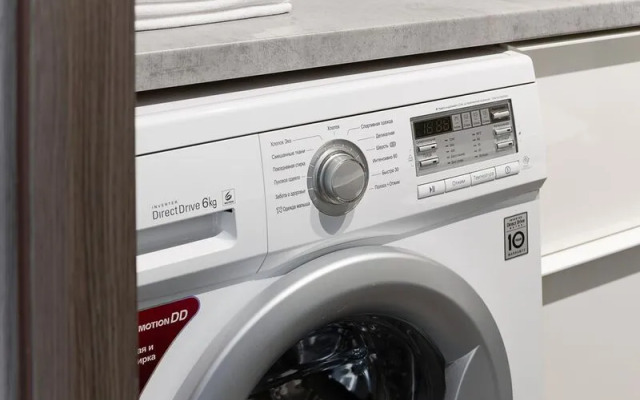 Влад апартаментс  на ул. Махалина д. 10