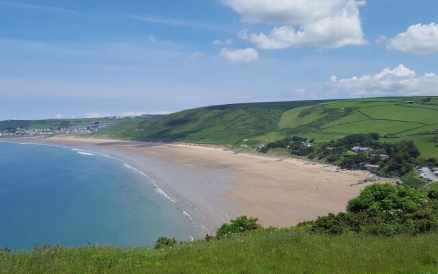 Flat 30 Clifton Court Croyde