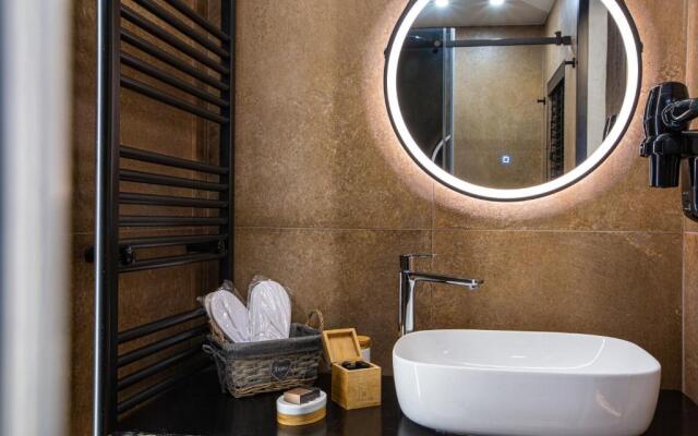 Adryades luxury apartments