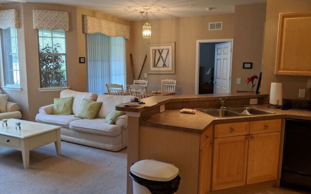 Cresent Moon by VillaDirect