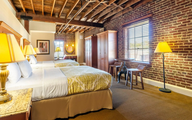 Jackson Park Inn, an Ascend Collection Hotel