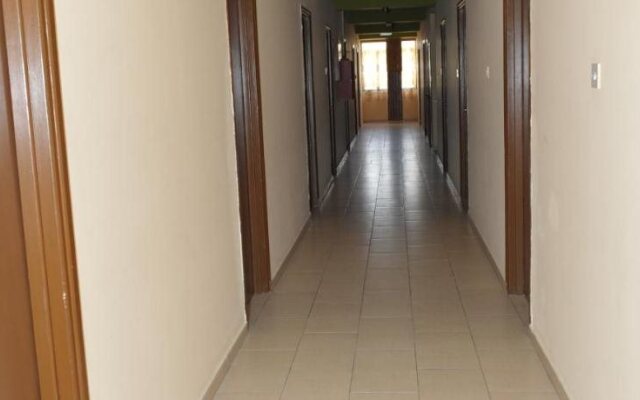 Minaides Hotel