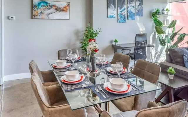 Incredible Views From This Downtown Condo