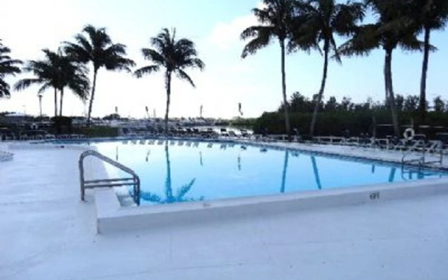 Boardwalk Caper PH1205