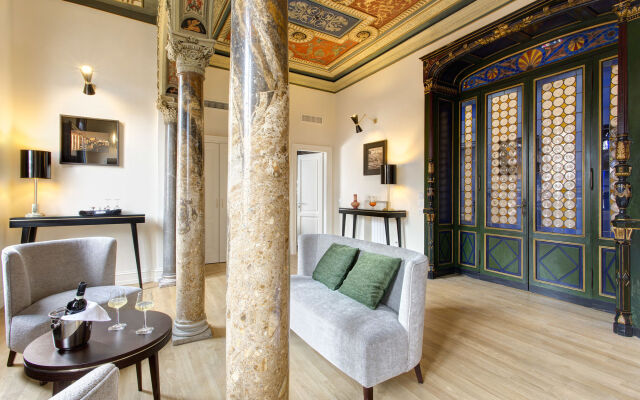 Roof Suite Rome Historic Residence
