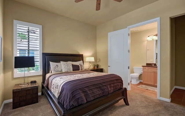 Barefoot Villa Mountain Views & Luxury Spa Access