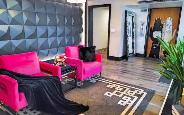 Chic Collection by NOHOTEL on PTree RD
