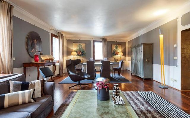 LL4425 Penthouse of 200sqm