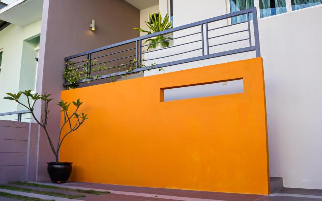 Batu Ferringhi - Shamrock Beach Villas