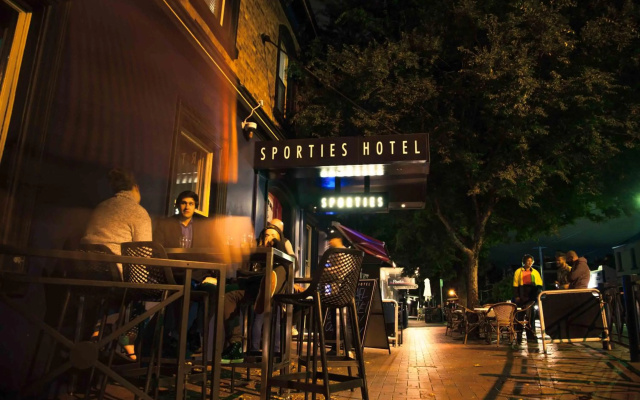 Sporties Hotel