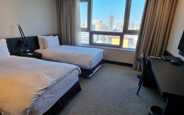 The Sky Hotel