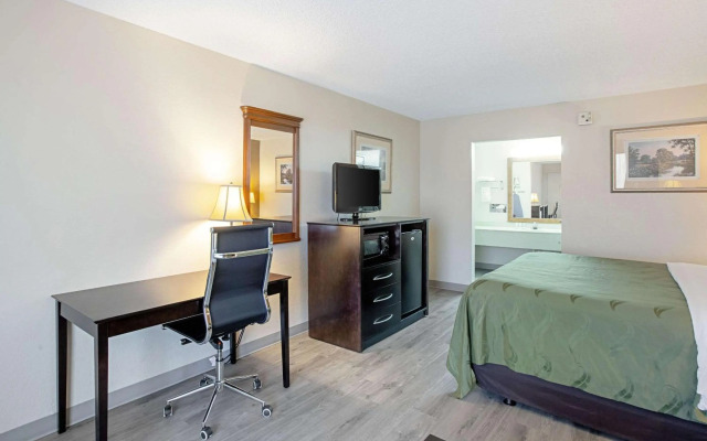 Quality Inn & Suites Live Oak I-10 Exit 283