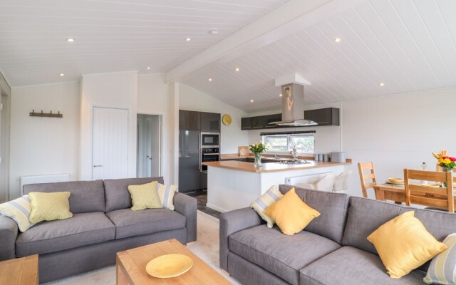 Alder Lodge