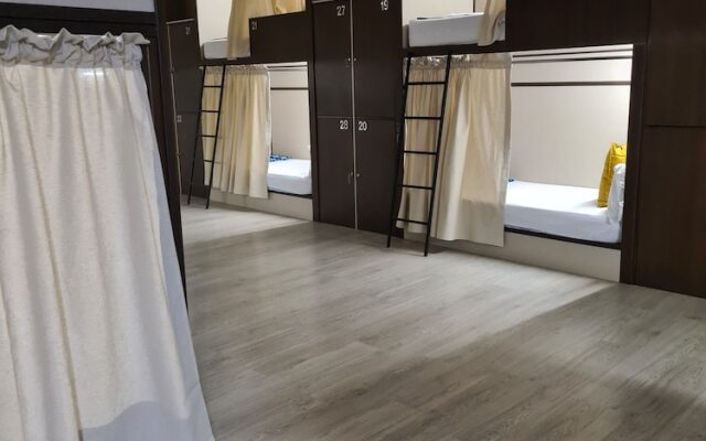 M-A Rooms Mate