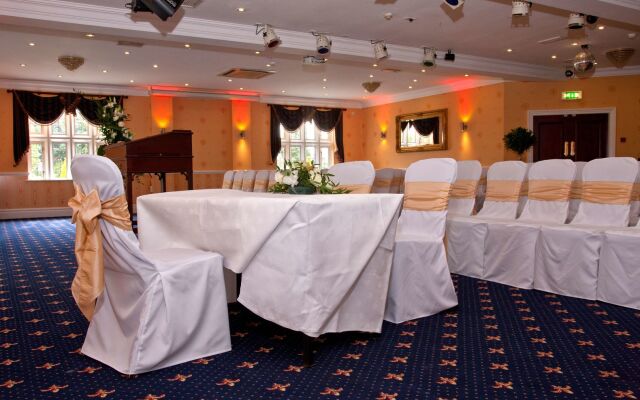 Rogerthorpe Manor Hotel