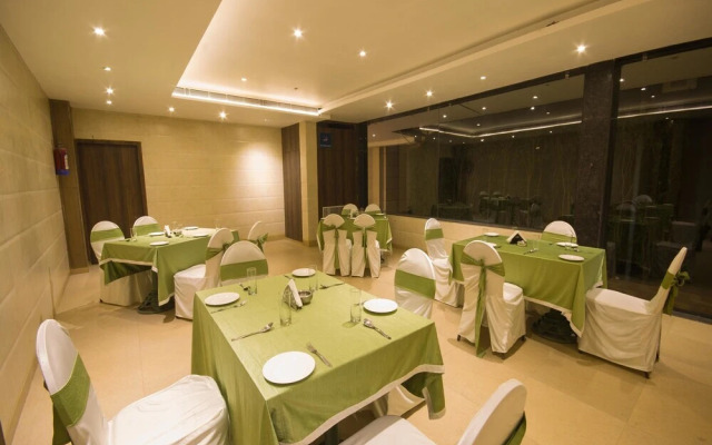 OYO 2376 Bellevue Hotel