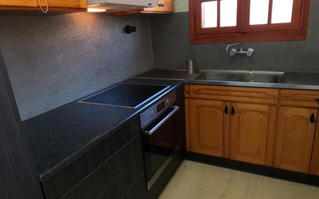 Cozy apartment 20m from the sea