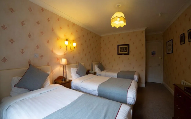 Fines Bayliwick Hotel