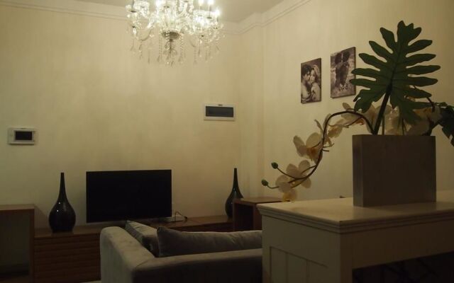 Zhuhai Yujiahui Theme Apartment